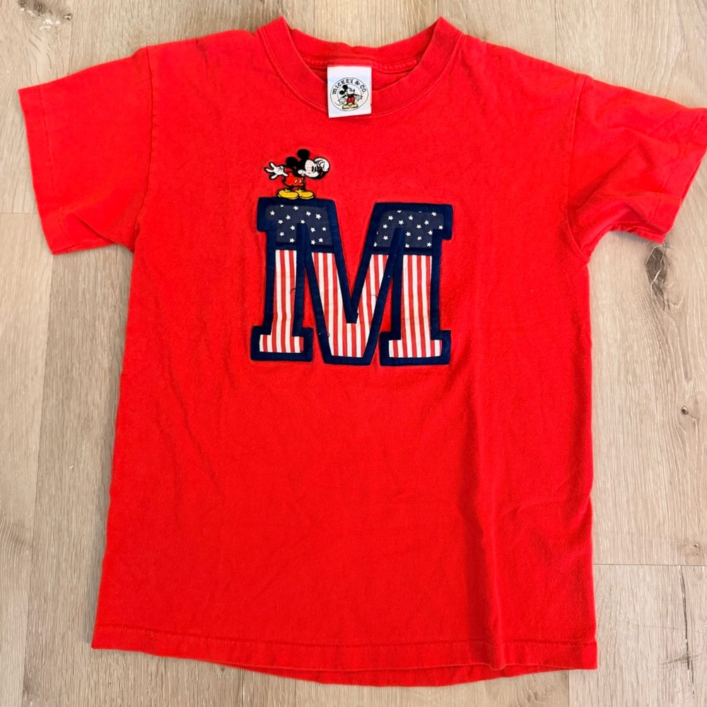 Vintage 1990s Mickey & Co. t-shirt Kids M